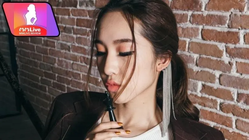 Emily là ai? Ngôi sao sáng trong làng nhạc Việt 4 Cuộc sống cá nhân của Emily