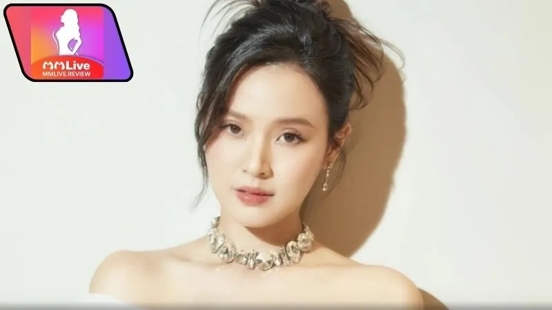 Midu là ai - Nàng thơ xinh đẹp và tài năng tại Việt Nam 3 Con đường sự nghiệp của Midu